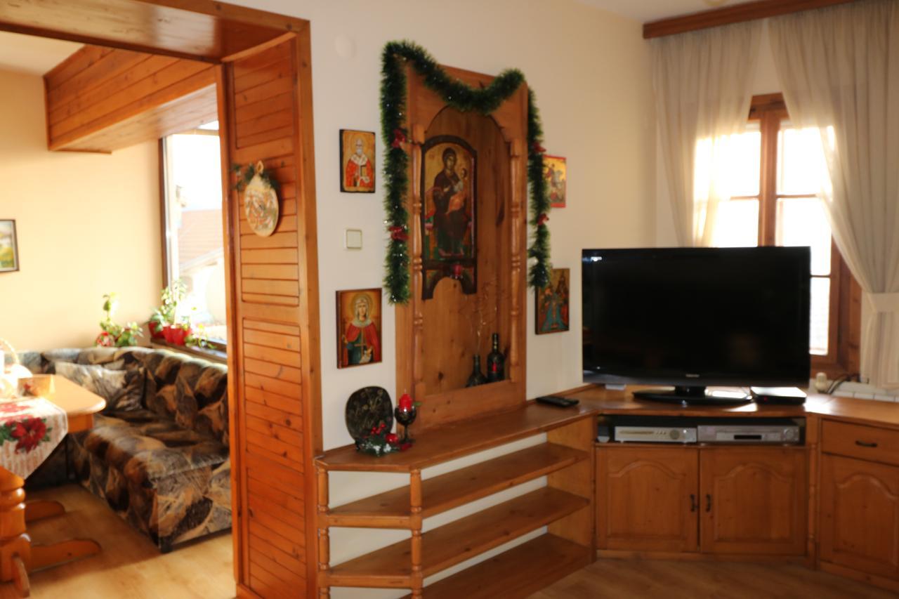 Guest House Divna Veliko Tărnovo Exteriör bild